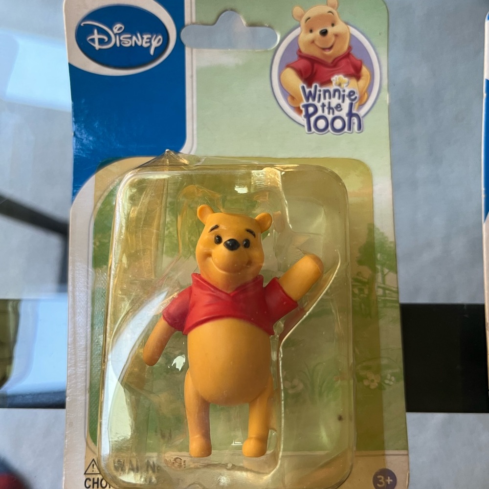 Disney Winnie the Pooh figurines. Vintage 2" each Pooh Piglet Eeyore Tigger - Picture 6 of 9